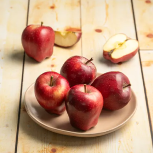 red apple rs.200 1kg